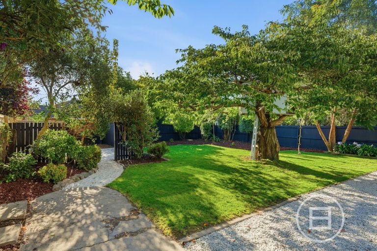 Photo of property in 11 Moyna Avenue, Dallington, Christchurch, 8061