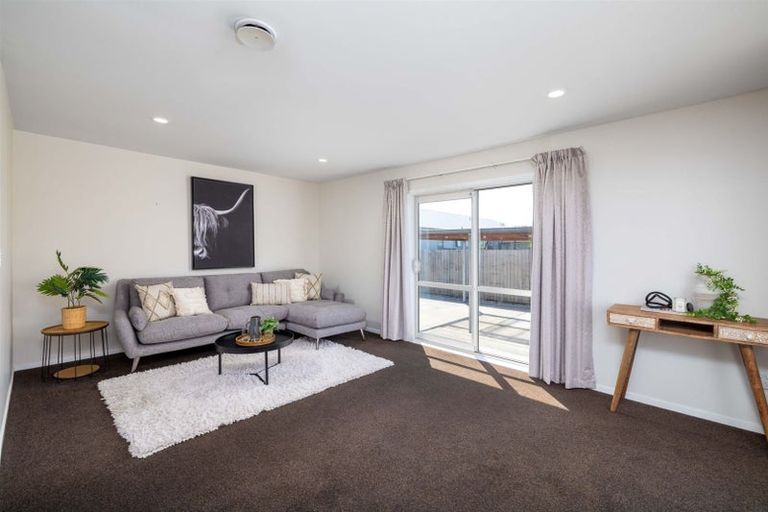 Photo of property in 2/7 Farnborough Street, Aranui, Christchurch, 8061