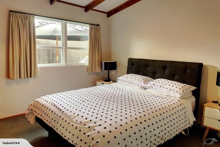 Photo of property in 36 Wyoming Avenue, Murrays Bay, Auckland, 0630