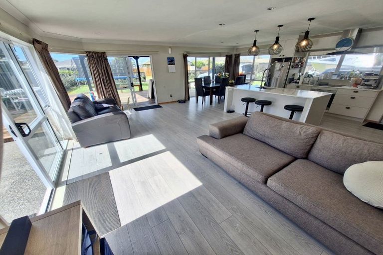 Photo of property in 18 Ocean Crest, Papamoa Beach, Papamoa, 3118