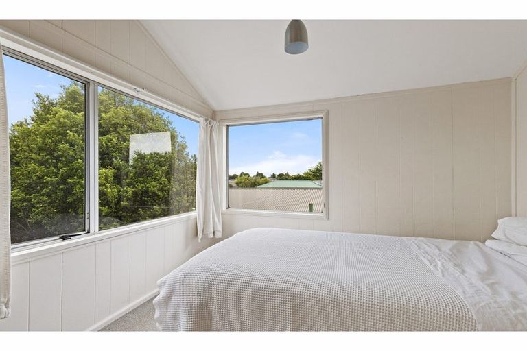 Photo of property in 18 Birdwood Avenue, Beckenham, Christchurch, 8023