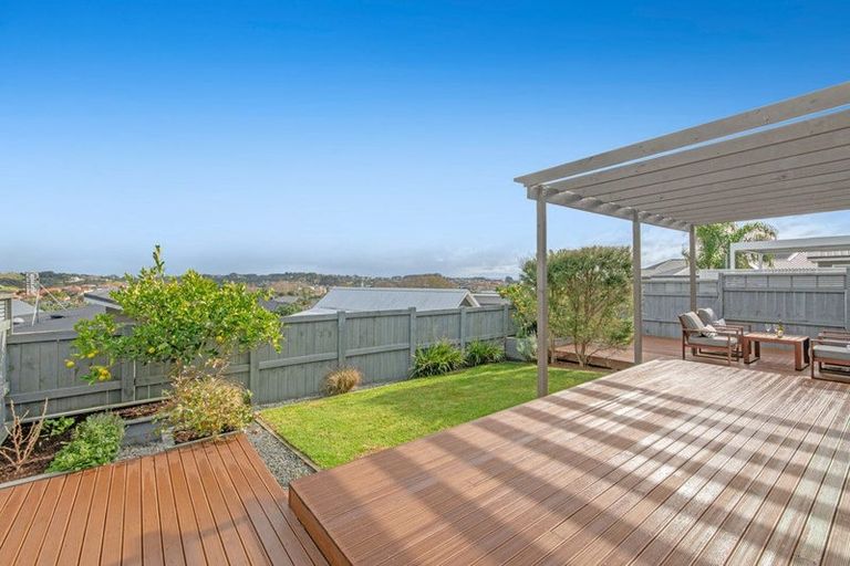 Photo of property in 49 Barcliff Terrace, Gulf Harbour, Whangaparaoa, 0930
