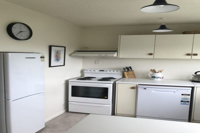 Photo of property in 1/20 Gaya Grove, Ngaio, Wellington, 6035