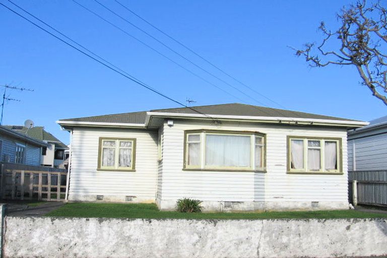 Photo of property in 50 Bristol Square, Hutt Central, Lower Hutt, 5010