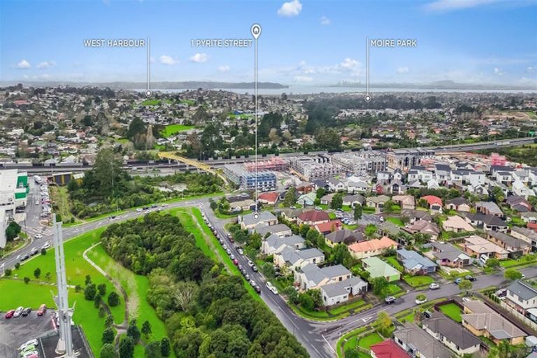 Photo of property in 1 Pyrite Street, Westgate, Auckland, 0614