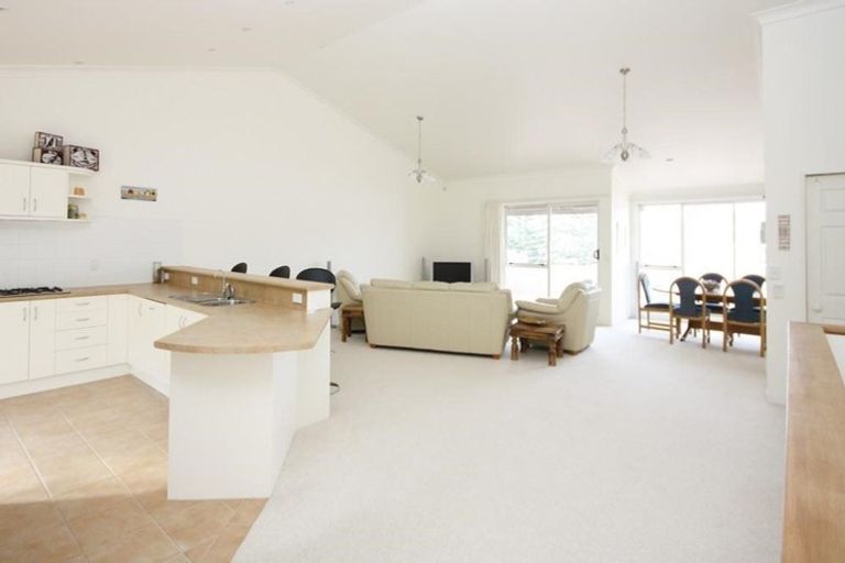 Photo of property in 2c The Esplanade, Tairua, 3508