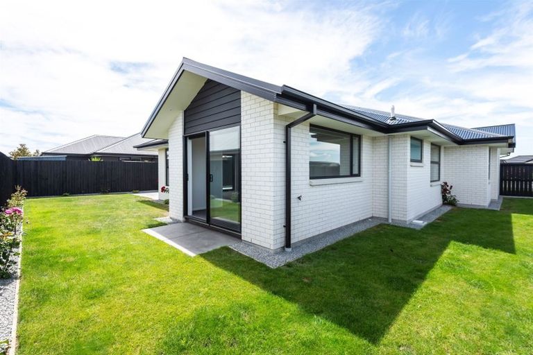 Photo of property in 9 Leader Street, Marshland, Christchurch, 8083