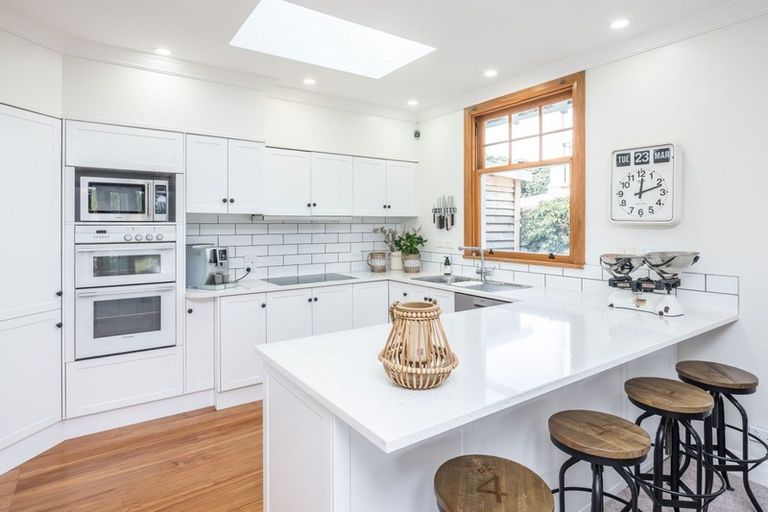 Photo of property in 9 Manly Street, Paraparaumu Beach, Paraparaumu, 5032