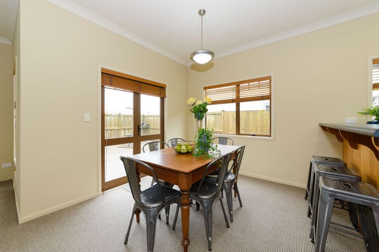 Photo of property in 41 Fitchett Street, Palmerston North, 4410