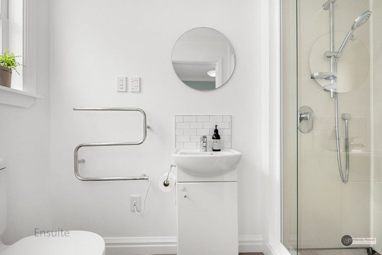 Photo of property in 11 Manchester Street, Petone, Lower Hutt, 5012