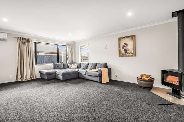 Photo of property in 10 Greenstone Street, Rolleston, 7614