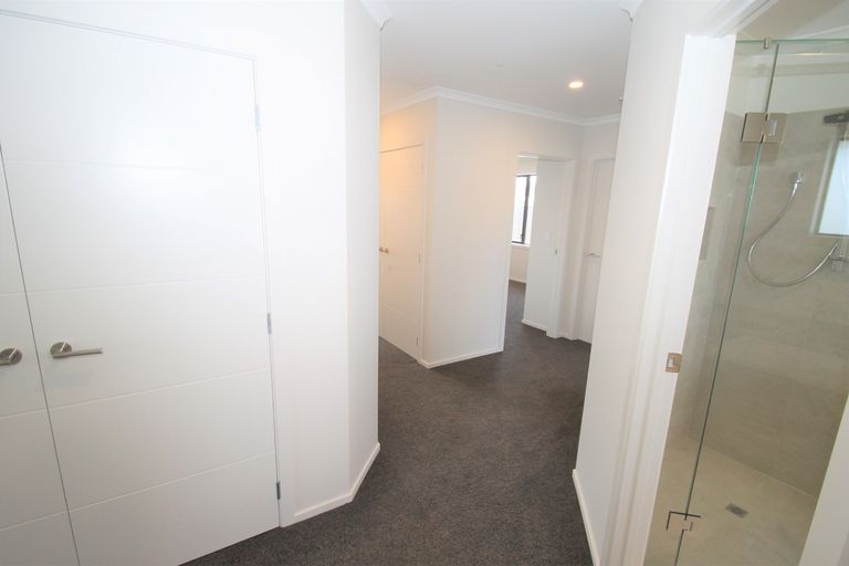 Photo of property in 35 Silver Springs Boulevard, Mosgiel, 9024