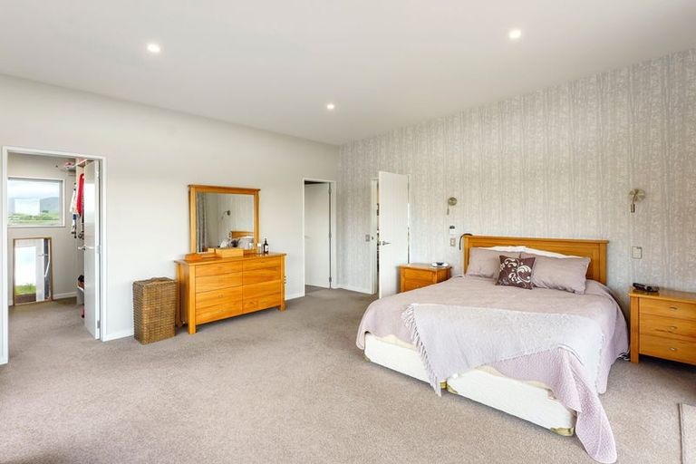 Photo of property in 25 Mahurenga Lane, Te Horo, Otaki, 5581