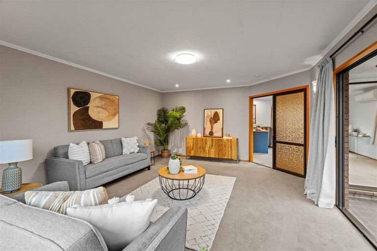 Photo of property in 47 Oakhampton Street, Hornby, Christchurch, 8042