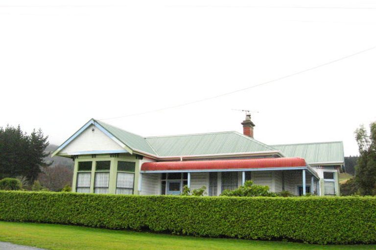Photo of property in 20 Mill Street, Sawyers Bay, Port Chalmers, 9023