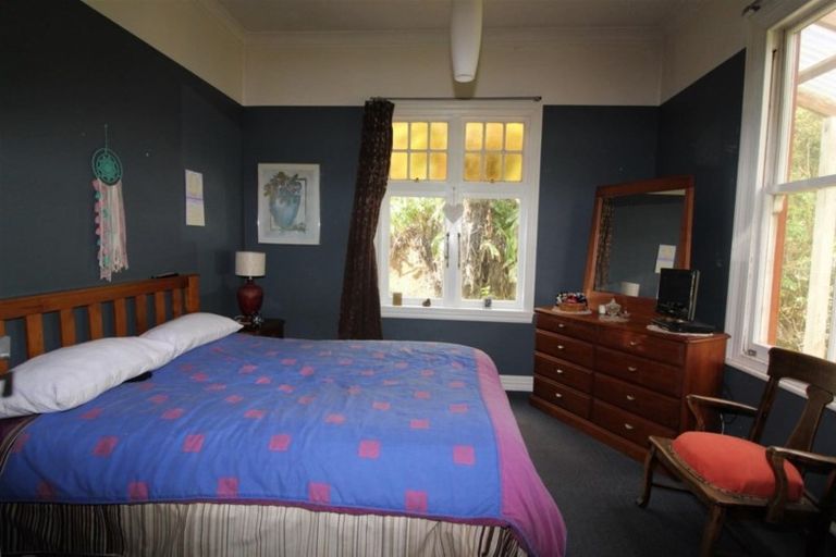 Photo of property in 63 Te Henga Road, Waitakere, Auckland, 0781