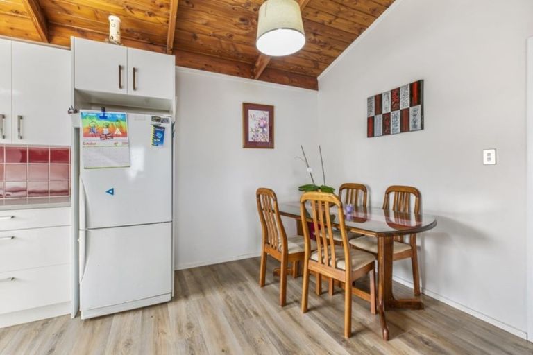 Photo of property in 1/25 Glenorchy Street, Glen Eden, Auckland, 0602