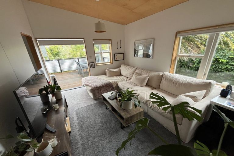 Photo of property in 890 Beach Road, Waiake, Auckland, 0630