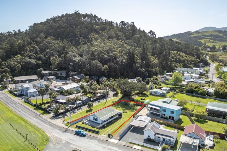 Photo of property in 348 Wharf Road, Coromandel, 3506