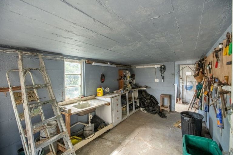 Photo of property in 3 Toru Road, Paraparaumu Beach, Paraparaumu, 5032