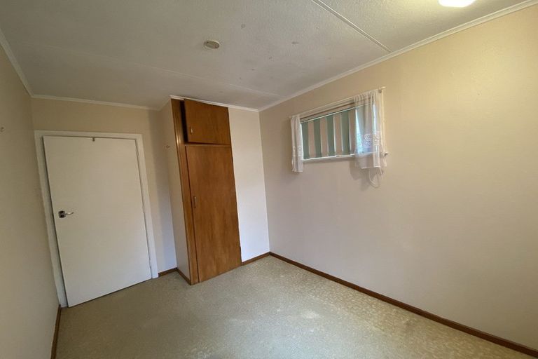 Photo of property in 75 Mould Street, Waitara, 4320