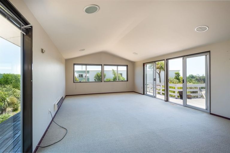 Photo of property in 237 Major Hornbrook Road, Mount Pleasant, Christchurch, 8081