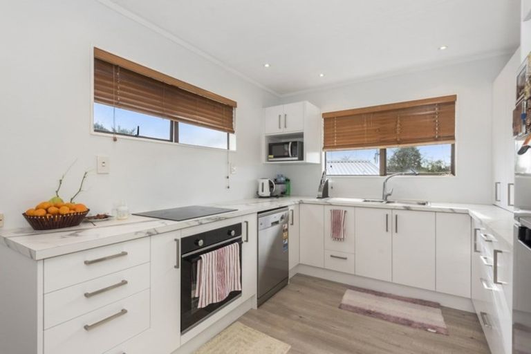 Photo of property in 7 Tupelo Street, Pukete, Hamilton, 3200