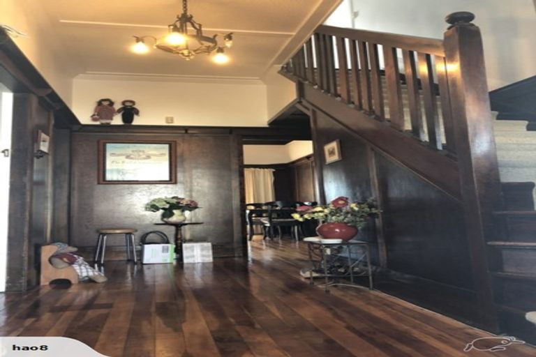 Photo of property in 28 Thackeray Street, Hamilton Lake, Hamilton, 3204