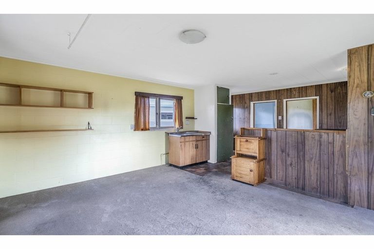 Photo of property in 98 Ryal Bush-wallacetown Road, Ryal Bush, Invercargill, 9876
