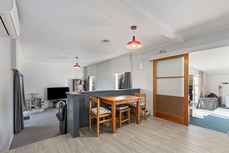 Photo of property in 12 Walker Crescent, Bulls, 4818