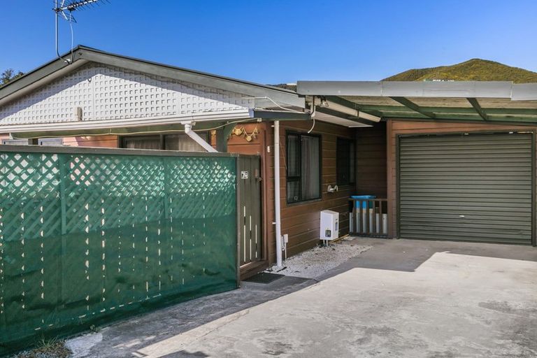 Photo of property in 1076a High Street, Avalon, Lower Hutt, 5011