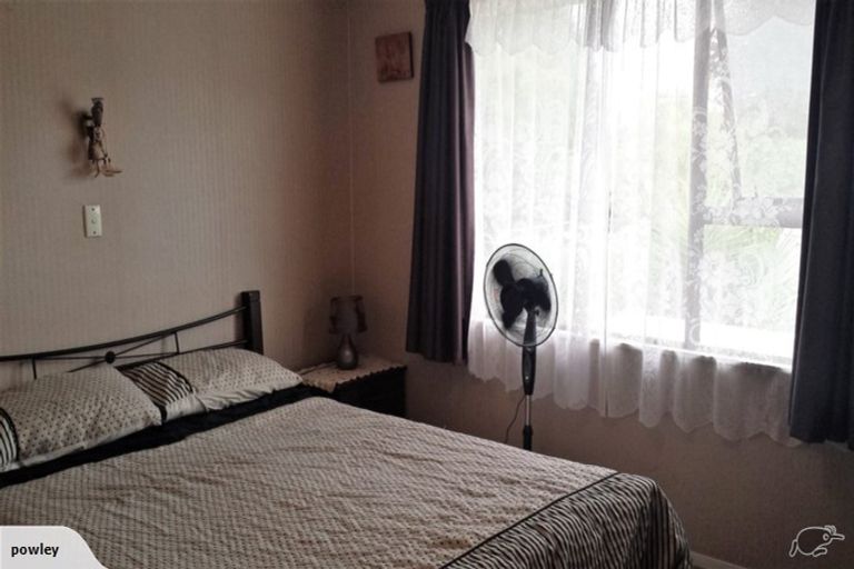 Photo of property in 2/10 Argyle Avenue, Pahurehure, Papakura, 2113