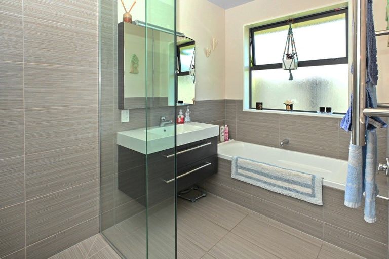 Photo of property in 54 Kaniere Road, Hokitika, 7811