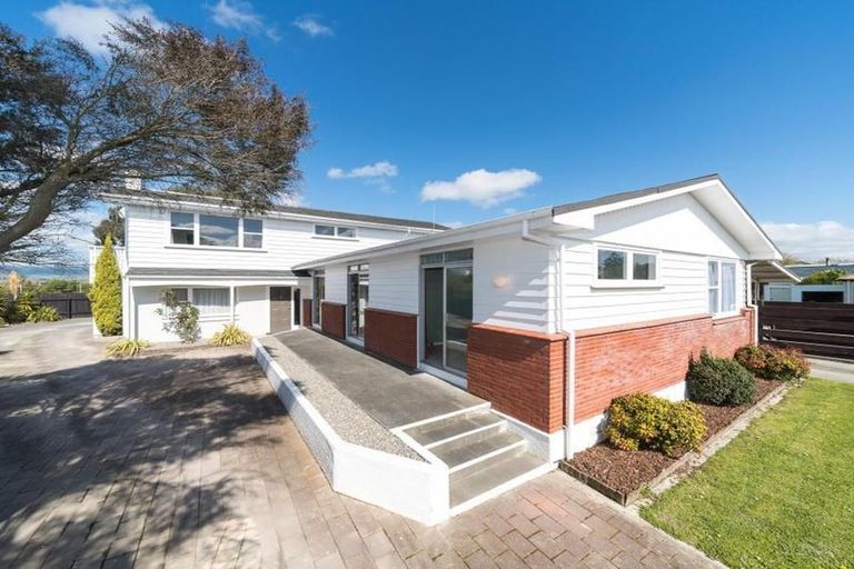 Photo of property in 241 Vogel Street, Roslyn, Palmerston North, 4414