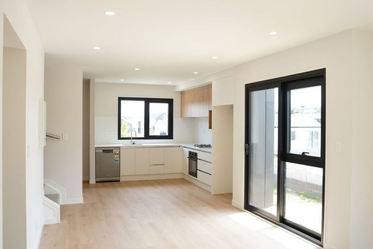 Photo of property in 61 Taukahiwi Road, Pukekohe, 2120