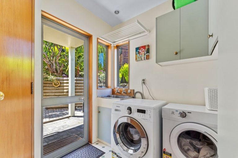 Photo of property in 31 The Cliffs, Britannia Heights, Nelson, 7010