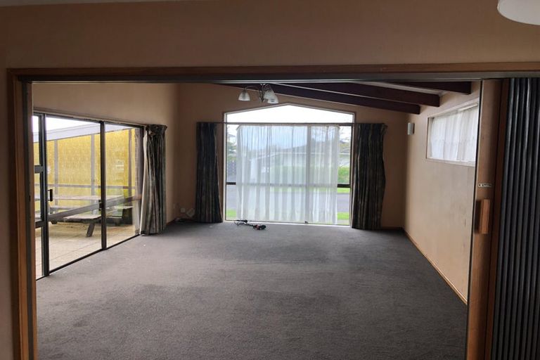 Photo of property in 29 Truby King Street, Merrilands, New Plymouth, 4312