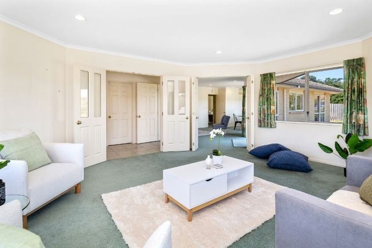 Photo of property in 3 Pikitanga Close, Tawa, Wellington, 5028