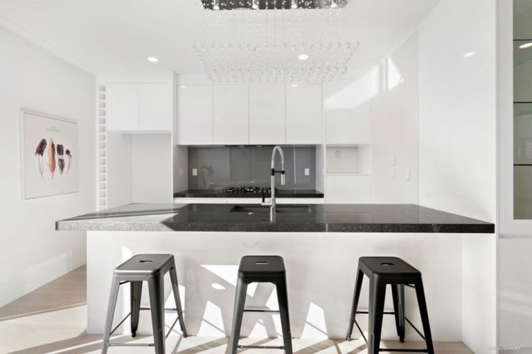 Photo of property in 62 Donegal Park Drive, Flat Bush, Auckland, 2019