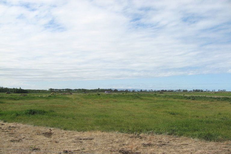 Photo of property in 52 Waikuku Beach Road, Waikuku, Rangiora, 7473