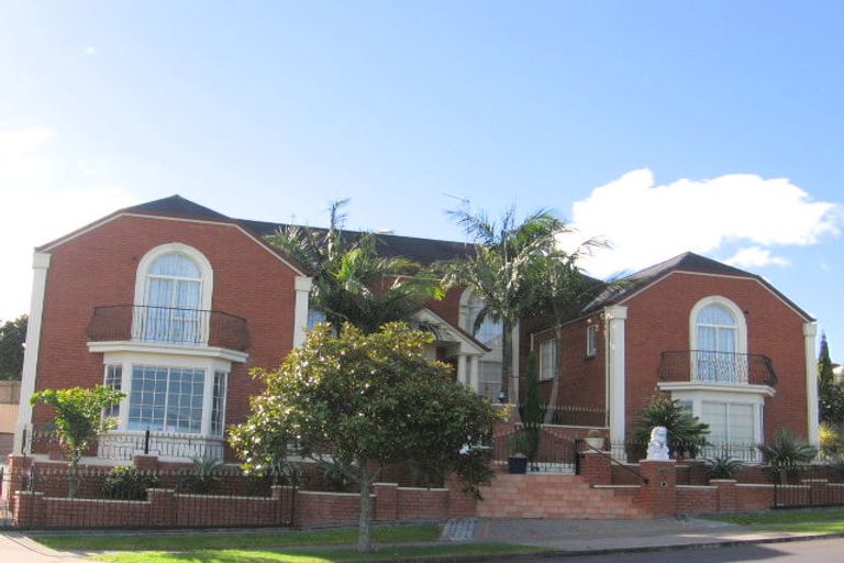 Photo of property in 6 Santa Cruz Drive, Shamrock Park, Auckland, 2016