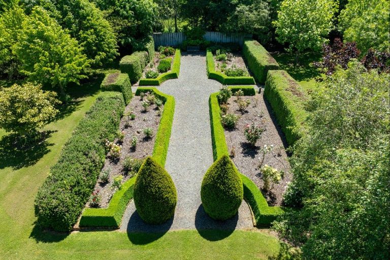 Photo of property in 1155 Hoskyns Road, Kirwee, Christchurch, 7671