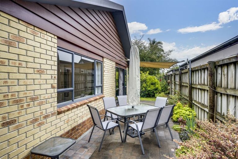 Photo of property in Parkvale Estate, 1232/7 Howard Street, Parkvale, Hastings, 4122