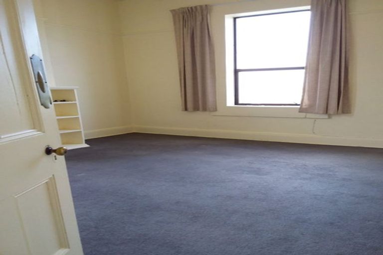 Photo of property in 14 Walter Street, The Glen, Dunedin, 9011
