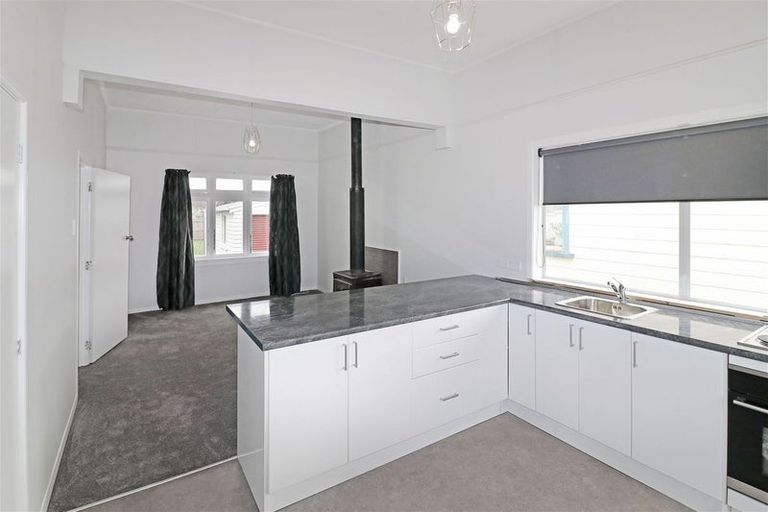 Photo of property in 11 Empire Street, Dannevirke, 4930