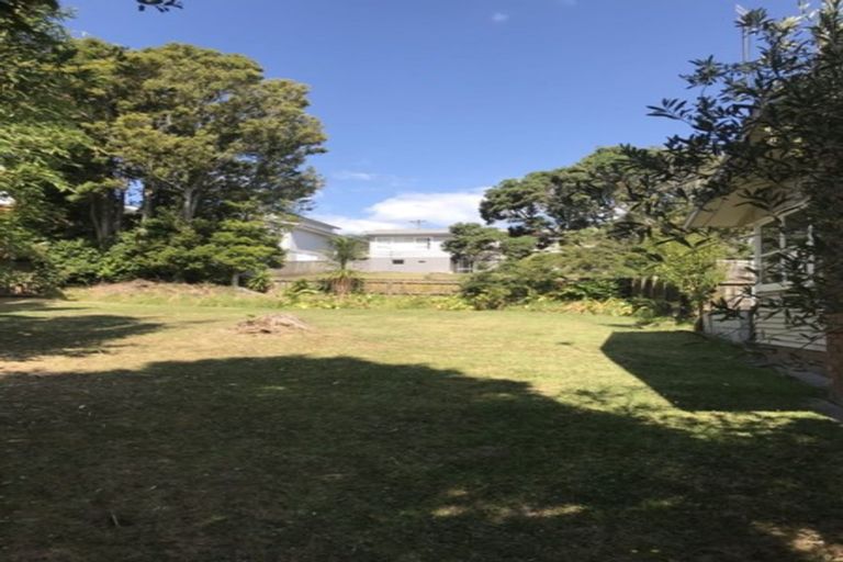 Photo of property in 1/13 Bowman Road, Forrest Hill, Auckland, 0620