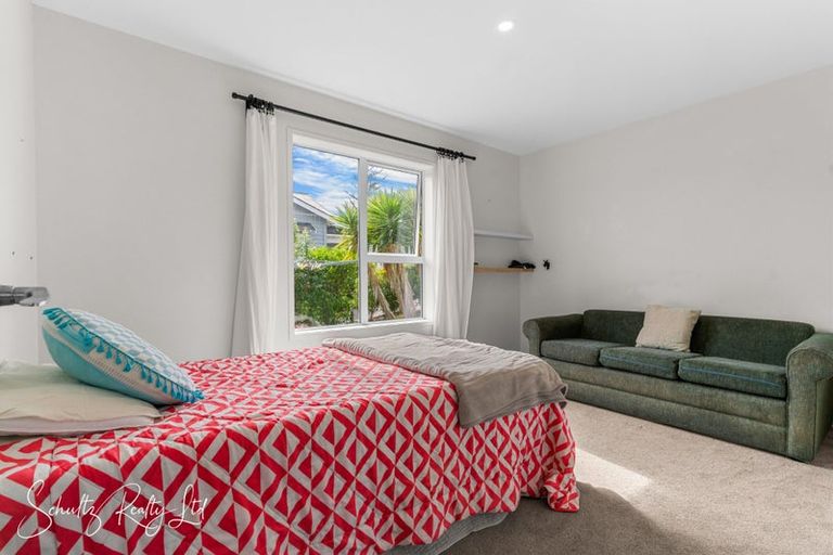 Photo of property in 15 Ash Grove, Maungaturoto, 0520