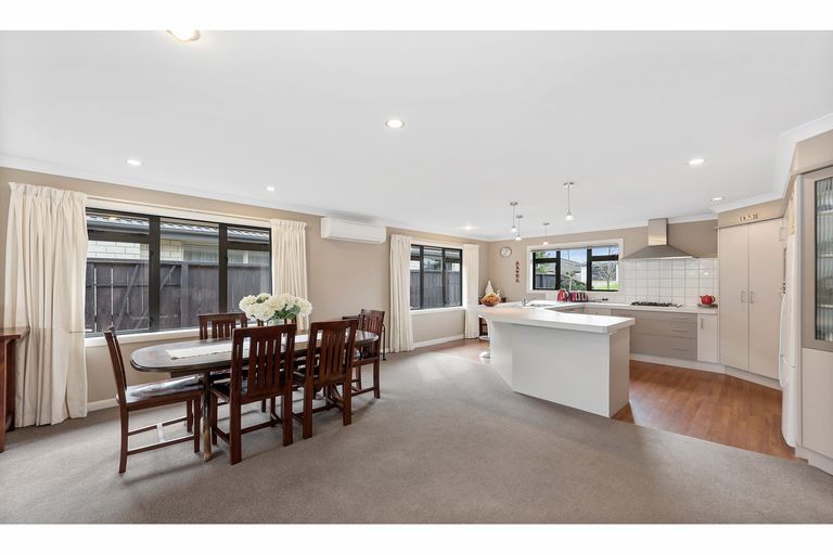 Photo of property in 7 Oldfield Court, Huntington, Hamilton, 3210