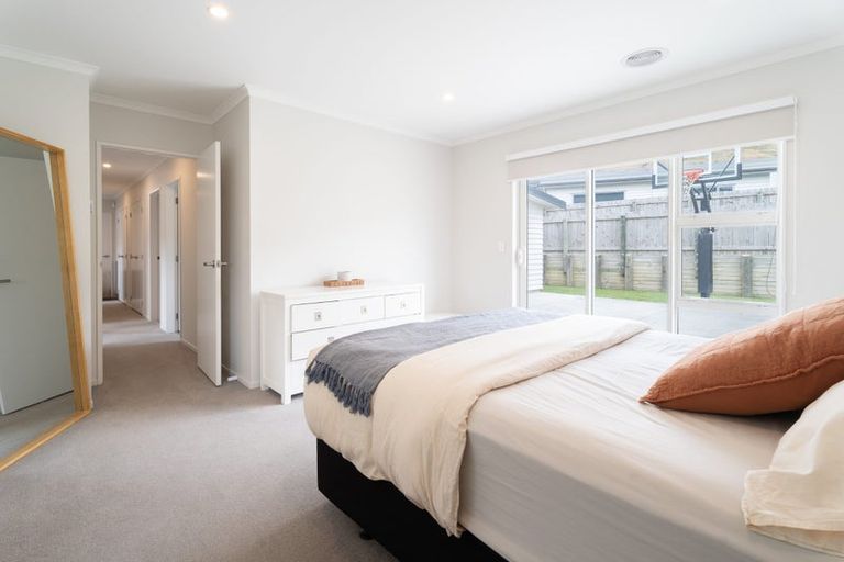 Photo of property in 53 Atherton Terrace, Churton Park, Wellington, 6037