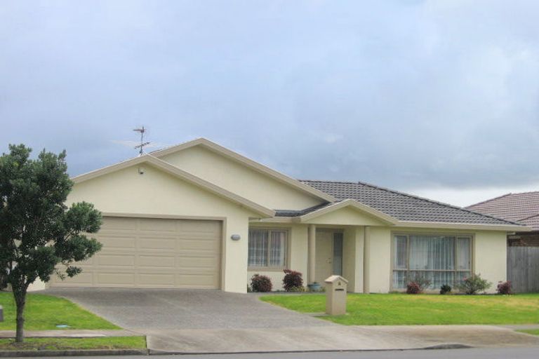 Photo of property in 7 Wayne Francis Drive, East Tamaki, Auckland, 2016
